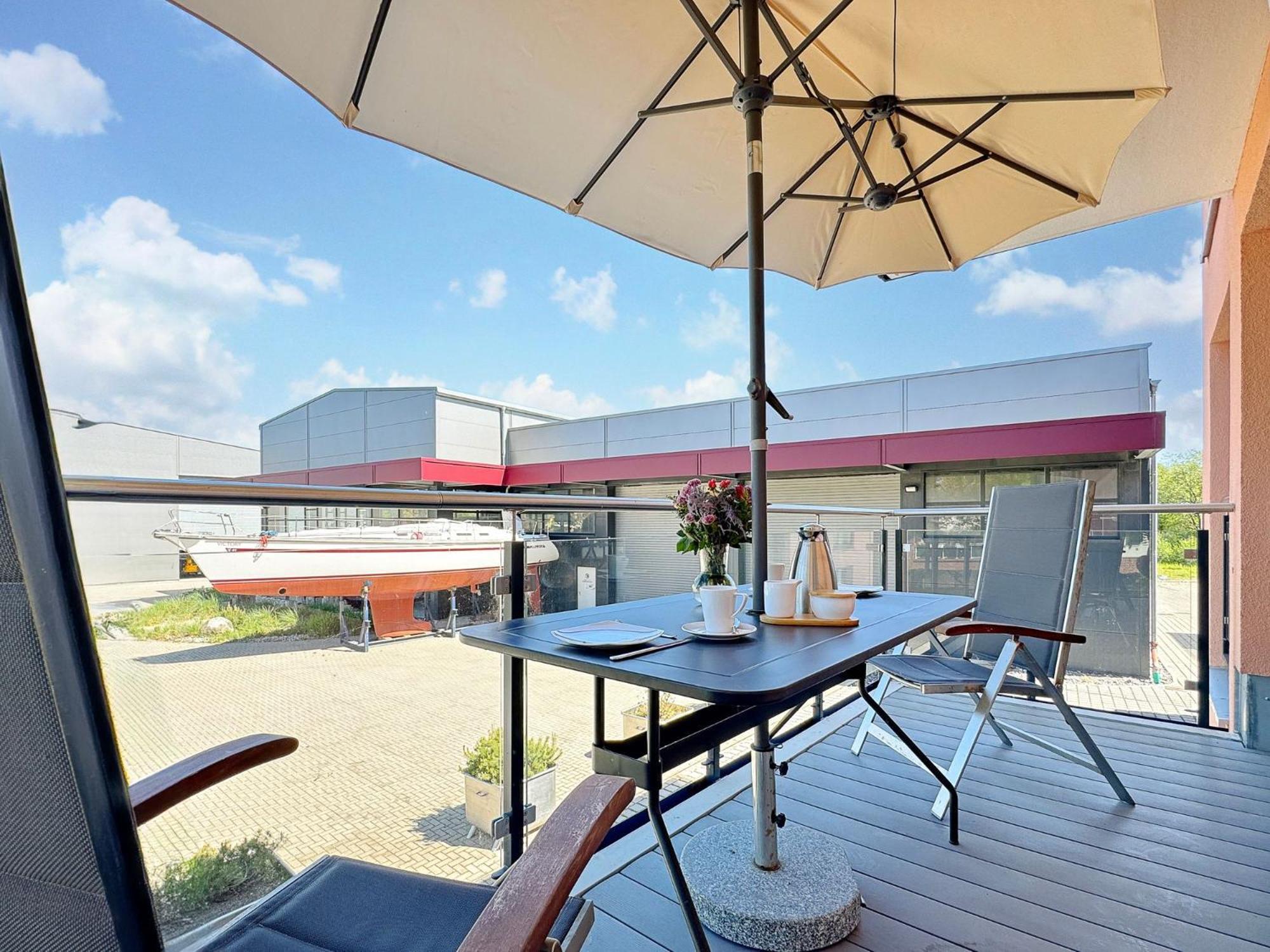 Apartmán Alte Fischfabrik Lauterbach "Mehrzeit Am Bodden" Exteriér fotografie